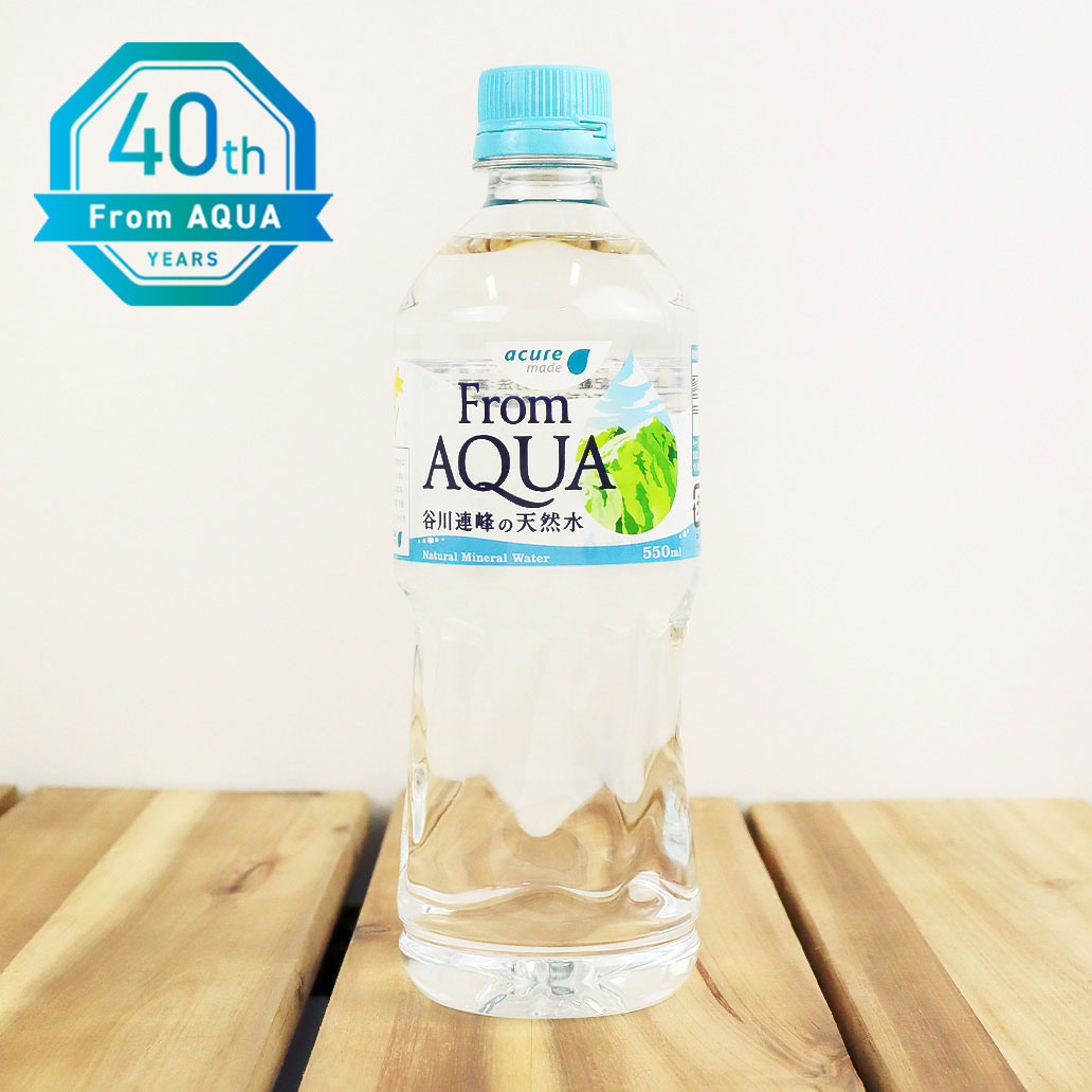 From AQUA 谷川連峰の天然水 550ml　24本