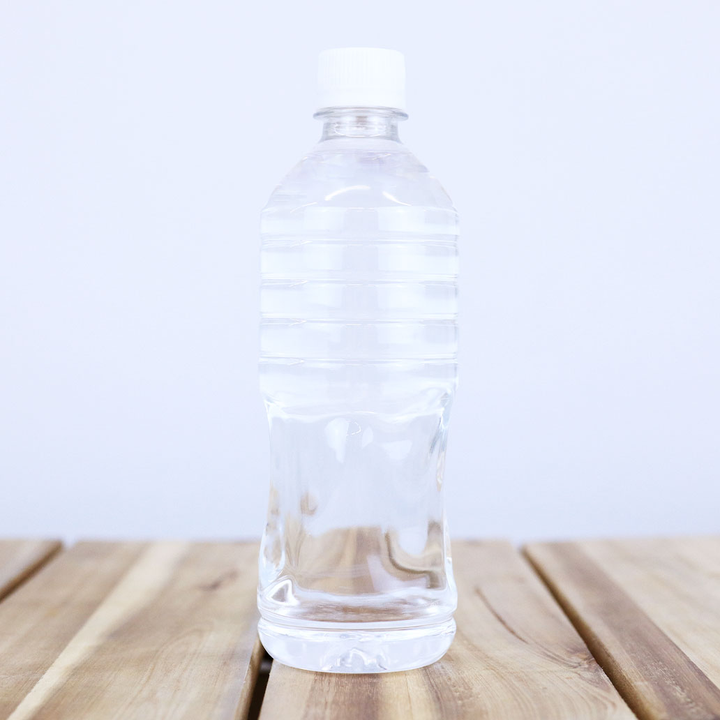 From AQUA 谷川連峰の天然水 ラベルレス 550ml 24本